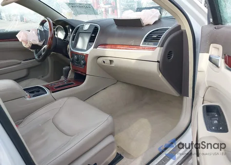 2011 Chrysler 300C from USA, damaged, VIN 2C3CA6CT5BH536481